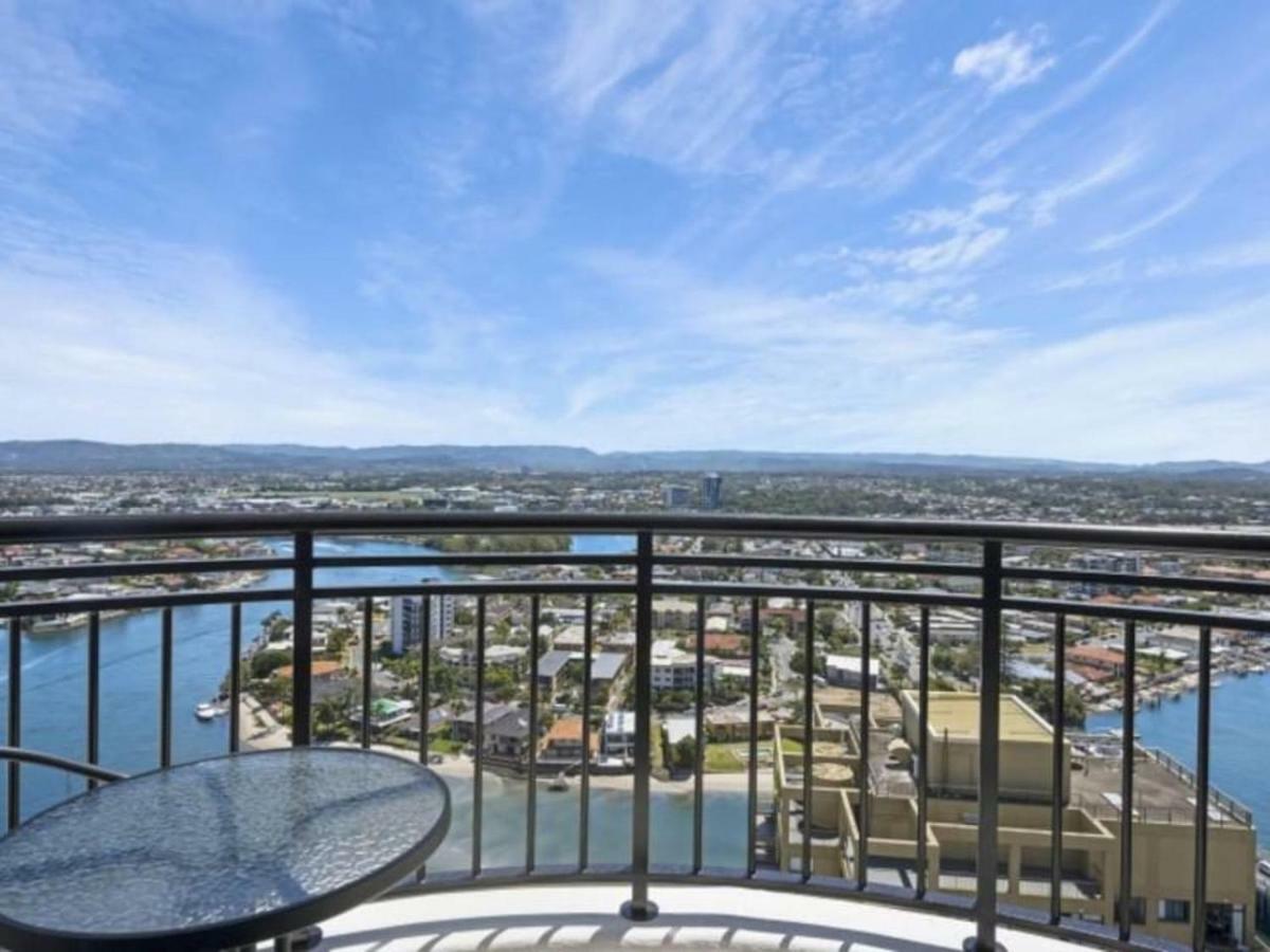 Beach Stay - Ocean & Riverview Resort Chevron Renaissance Central Surfers Paradise Gold Coast Exterior photo