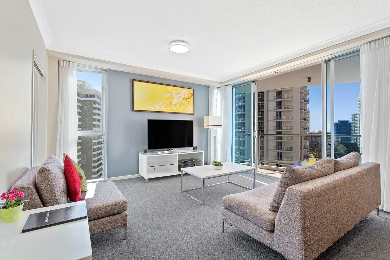 Beach Stay - Ocean & Riverview Resort Chevron Renaissance Central Surfers Paradise Gold Coast Exterior photo
