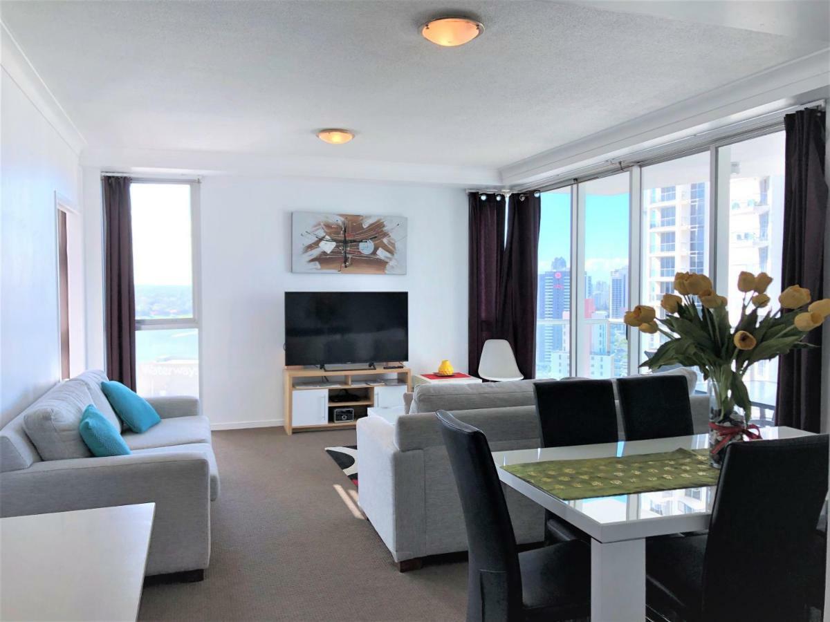 Beach Stay - Ocean & Riverview Resort Chevron Renaissance Central Surfers Paradise Gold Coast Exterior photo